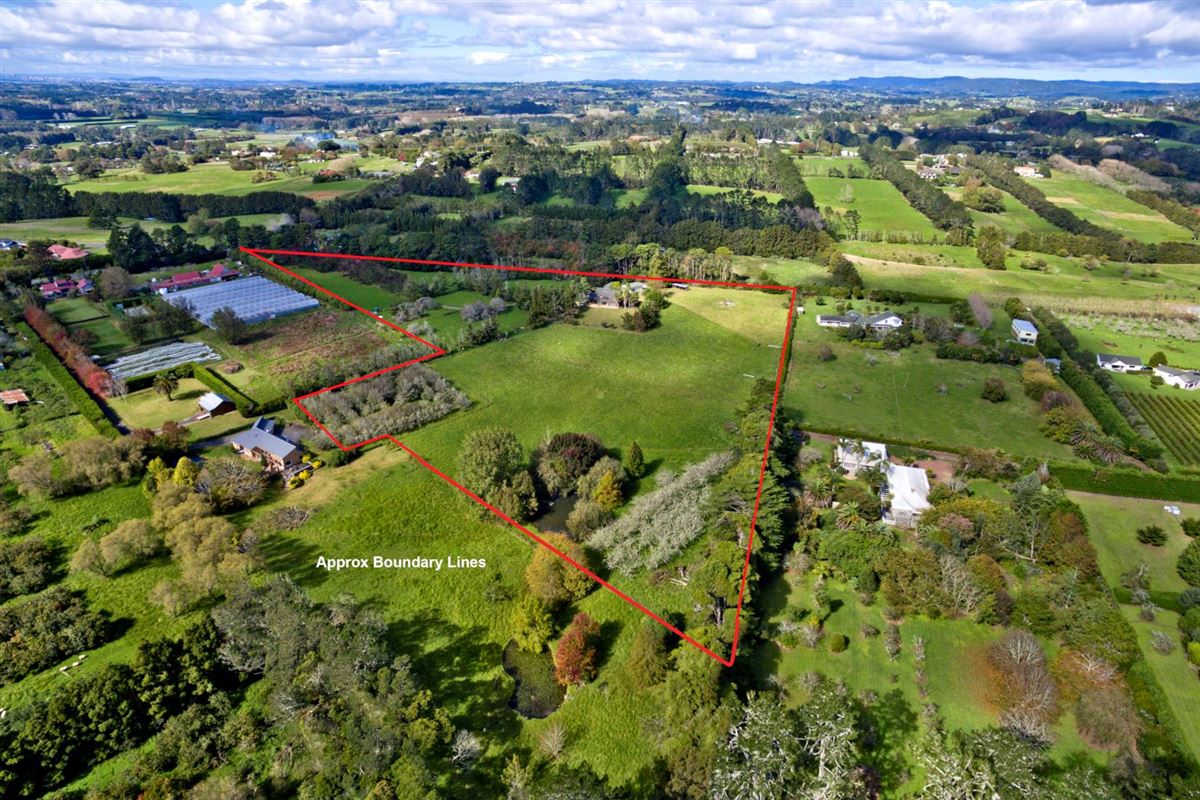 FANTASTIC POTENTIAL IN KUMEU New Zealand Luxury Homes Mansions For