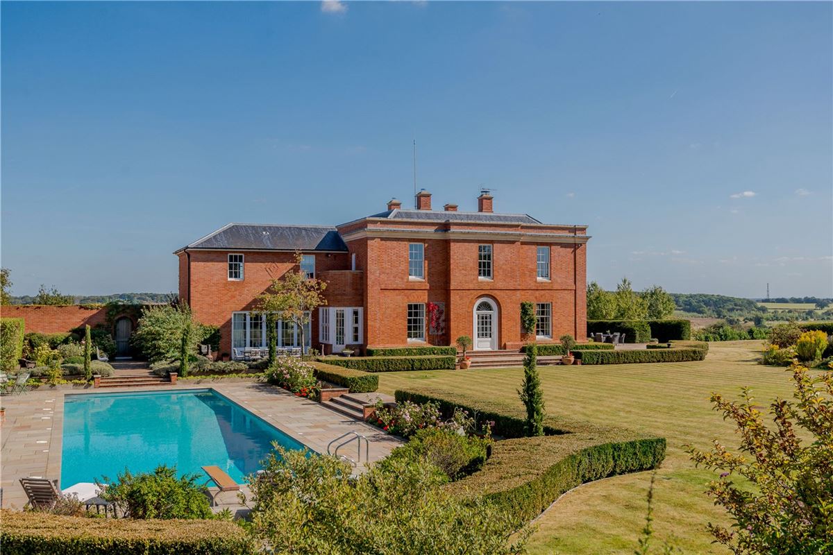 HILLEND FARM United Kingdom Luxury Homes Mansions For Sale Luxury