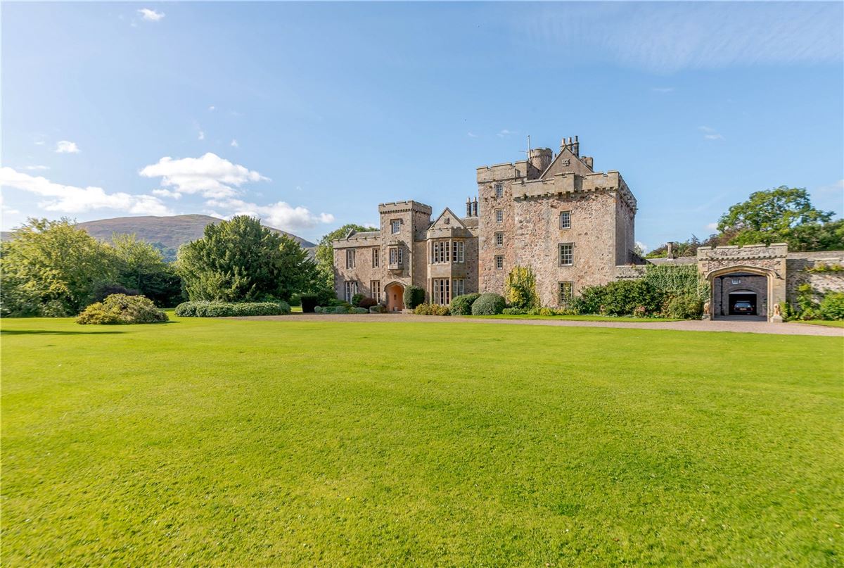 COUPLAND CASTLE | United Kingdom Luxury Homes | Mansions For Sale ...