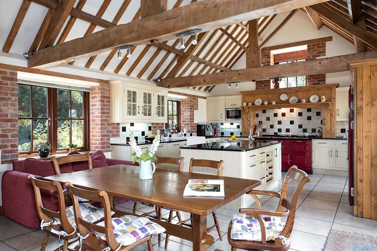 Beautifully Presented Barn Conversion United Kingdom Luxury