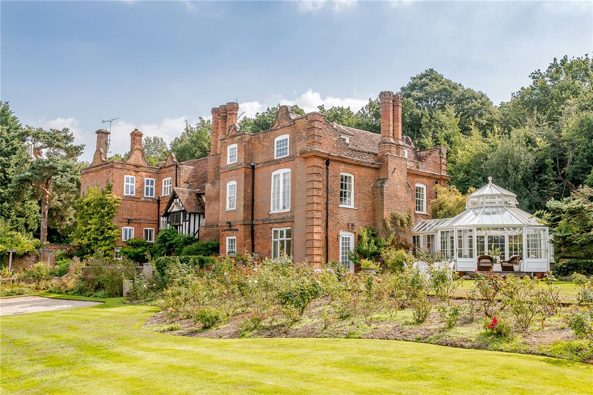 OLD RIFFHAMS | United Kingdom Luxury Homes | Mansions For Sale | Luxury ...