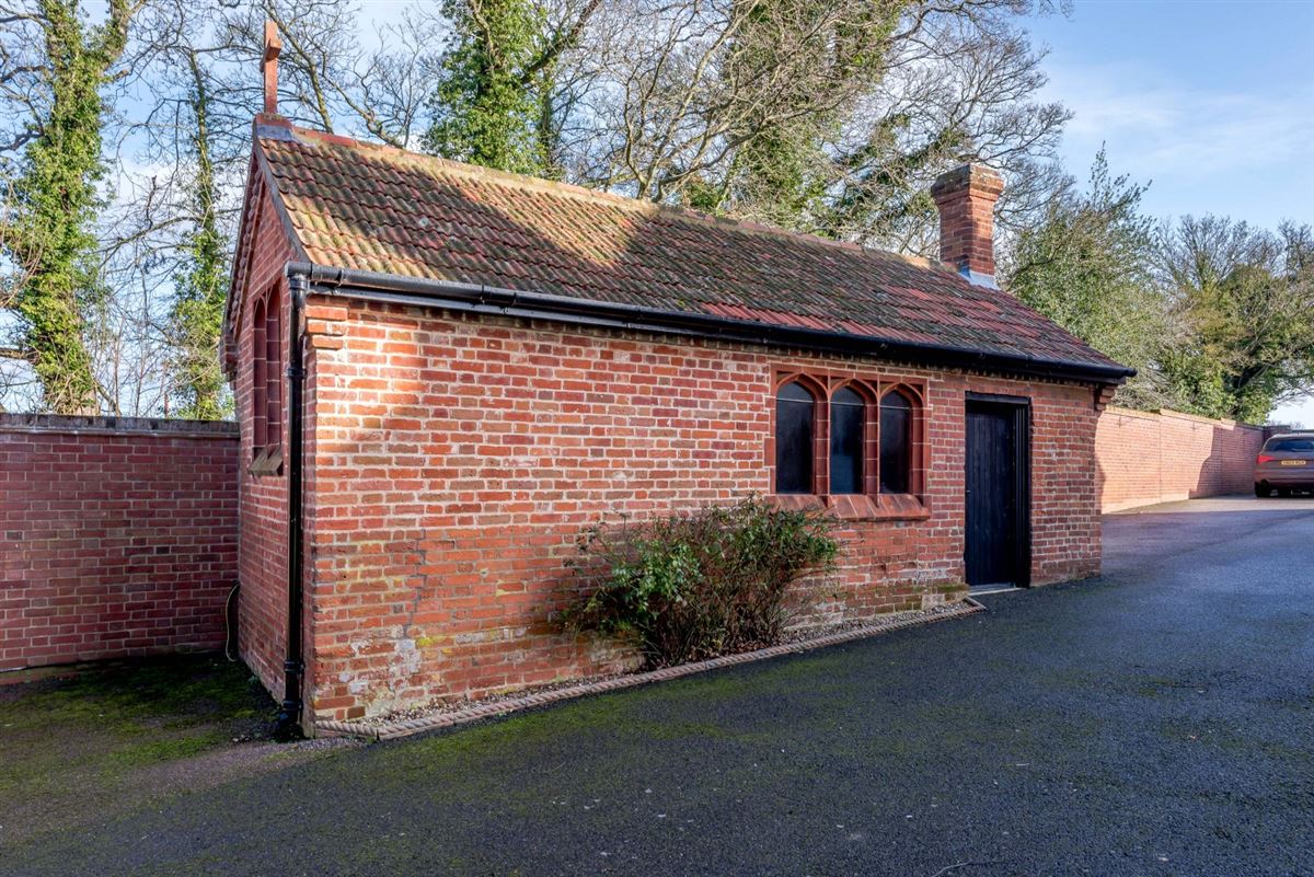 ABBOTTS HALL United Kingdom Luxury Homes Mansions For Sale Luxury