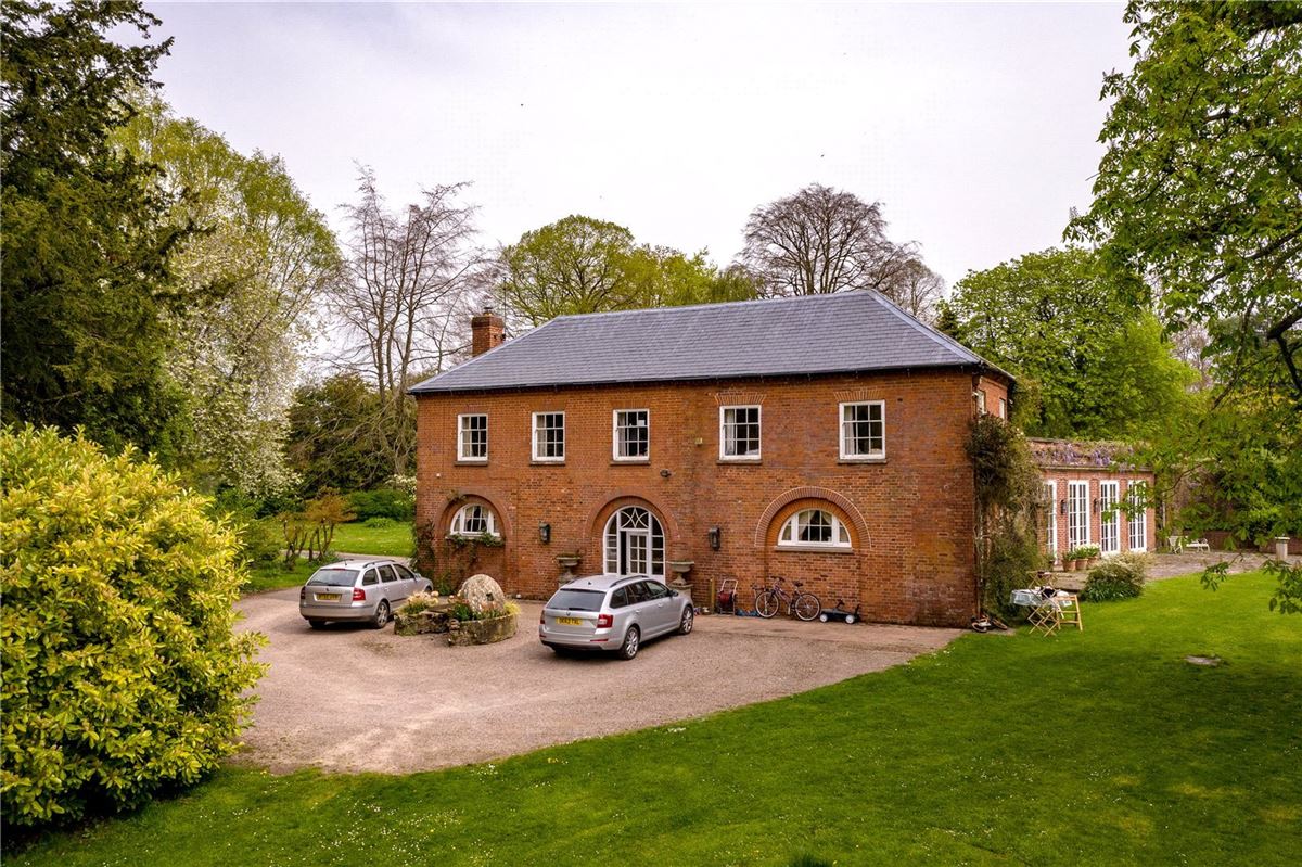 THE OLD RECTORY REMARKABLE PROPERTY DATING BACK TO 1765 United