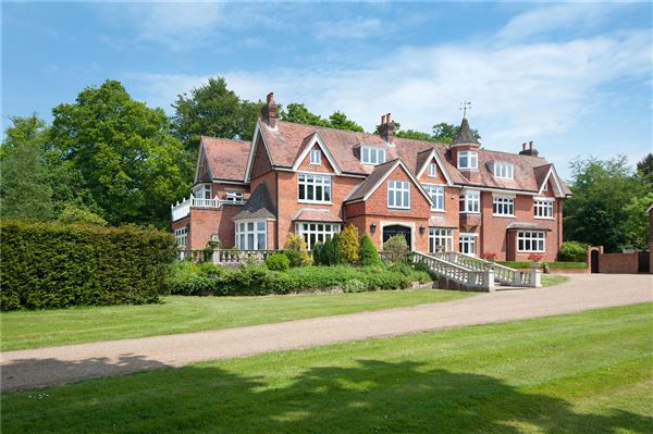 THE SPINNEY | United Kingdom Luxury Homes | Mansions For Sale | Luxury ...