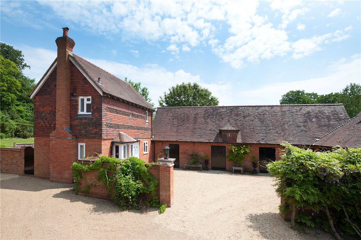 THE SPINNEY United Kingdom Luxury Homes Mansions For Sale Luxury