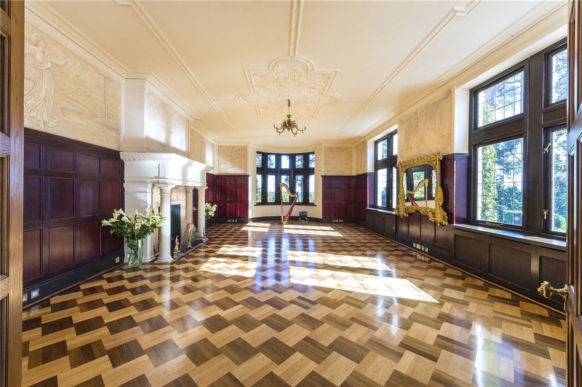 PINEWOOD HOUSE United Kingdom Luxury Homes Mansions For Sale