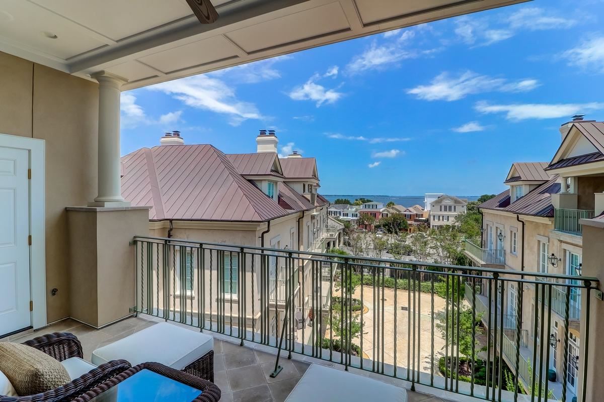 BEST TOWNHOUSE IN HISTORIC CHARLESTON South Carolina Luxury Homes