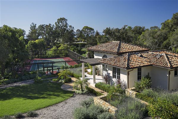 A HISTORIC 1920S ESTATE IN MONTECITO | California Luxury Homes ...