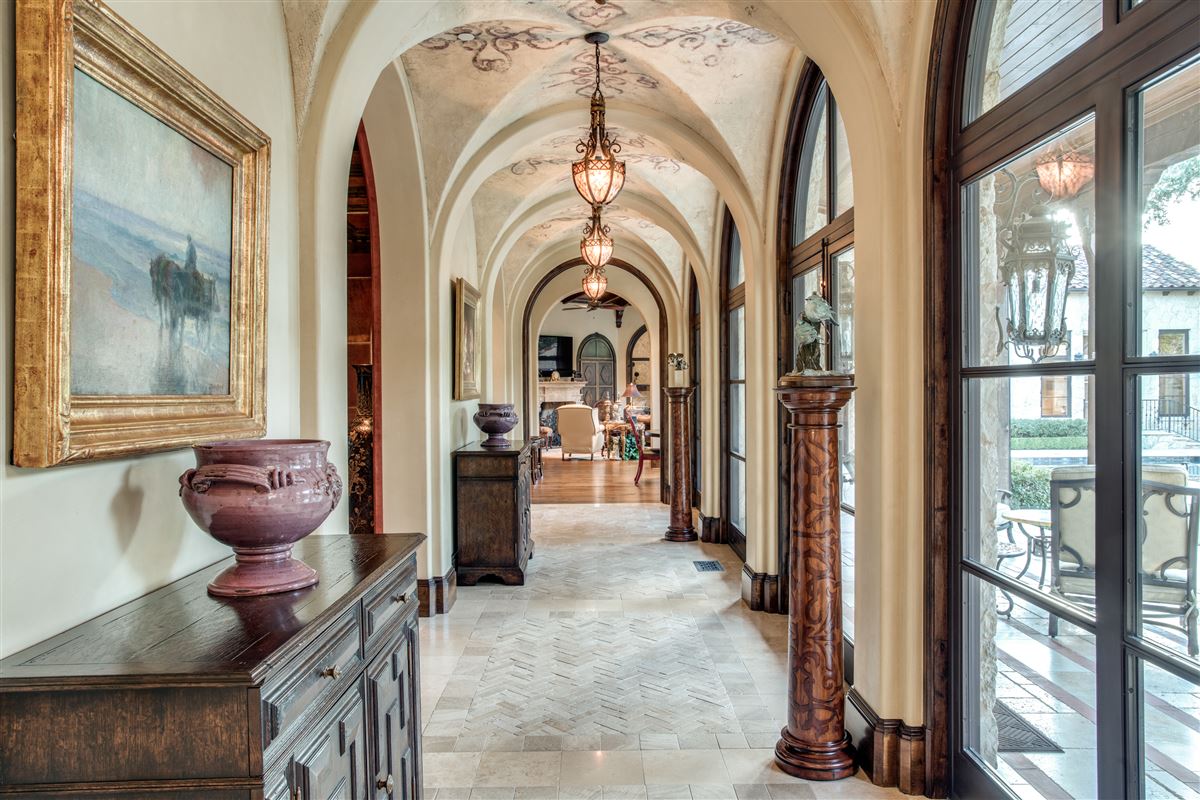 TUSCAN-INSPIRED ESTATE HOME | Texas Luxury Homes | Mansions For Sale ...