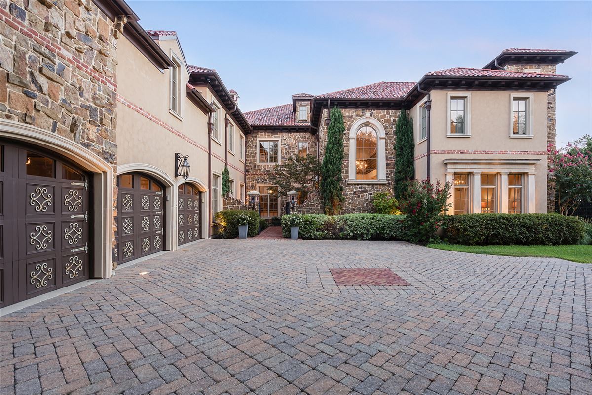 GATED AND UPDATED DALLAS RETREAT Texas Luxury Homes Mansions For Sale Luxury Portfolio