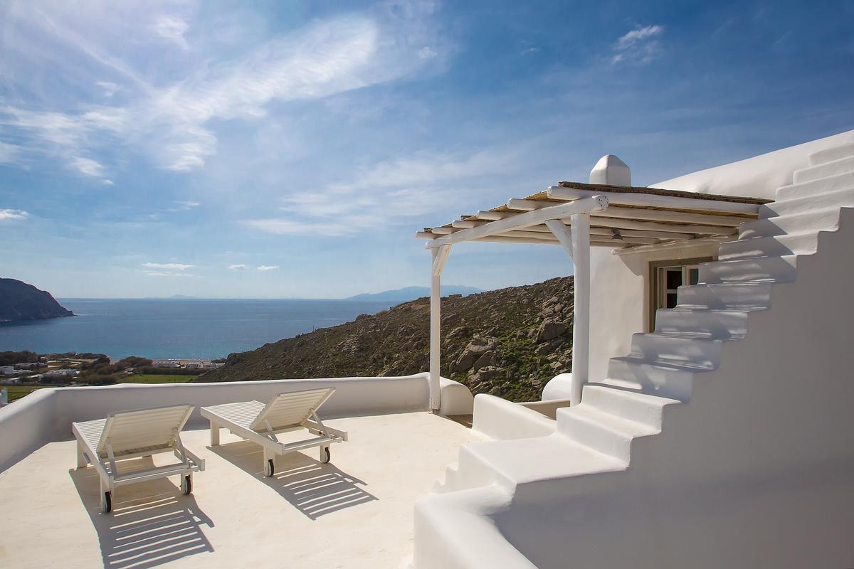 UNIQUE MYKONOS  LUXURY VILLA Greece Luxury Homes  