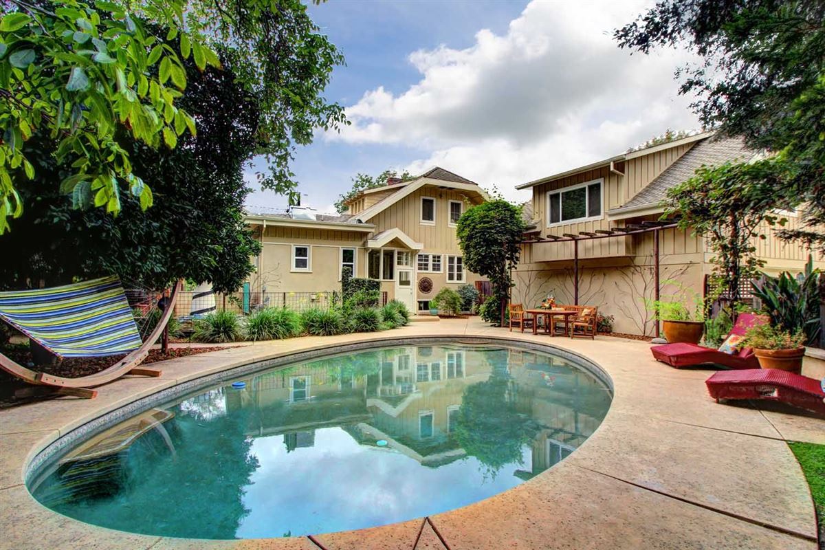 STUNNING HOME PLUS GUEST HOUSE California Luxury Homes Mansions For