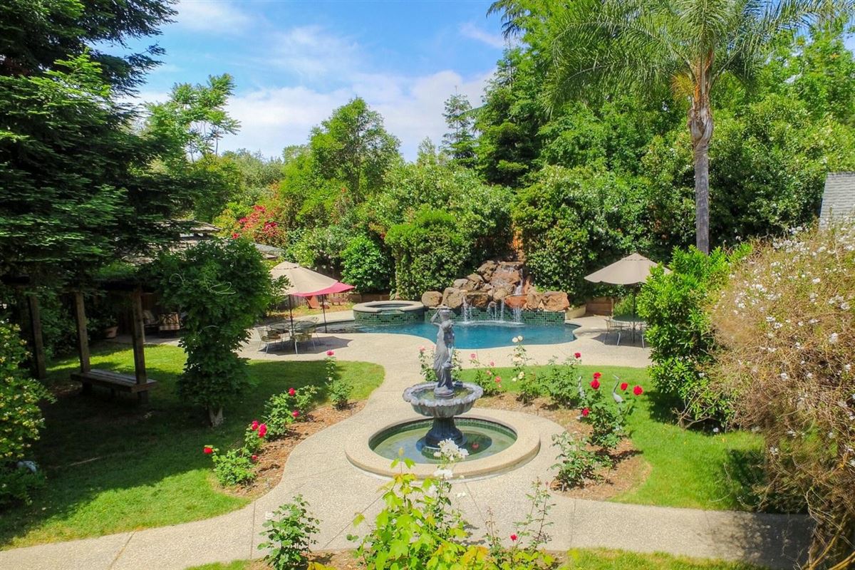 SECLUDED PARKLIKE ESTATE PROPERTY California Luxury Homes Mansions For Sale Luxury Portfolio