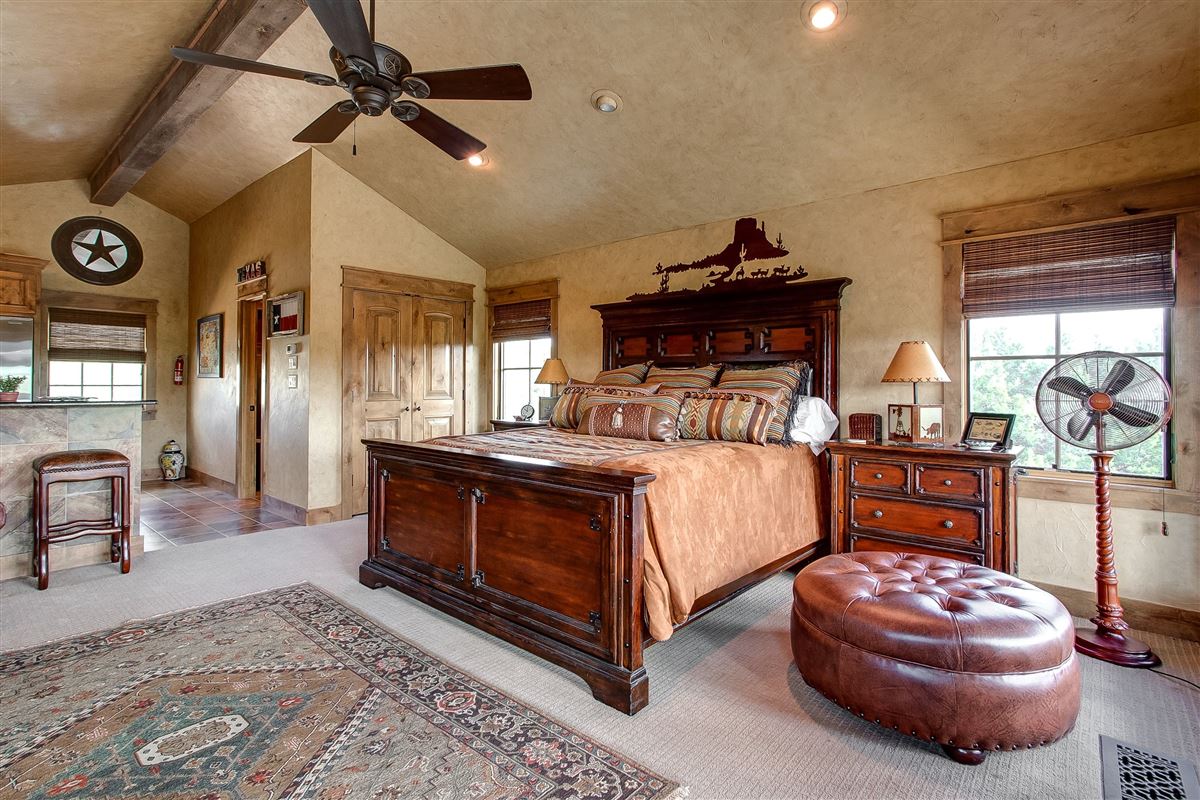 Charming Cozy Cabin In Possum Kingdom Lake Texas Luxury Homes