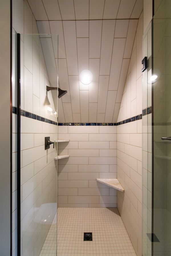 Luxury real estate 新築の賃貸住宅はほとんど手に入らない