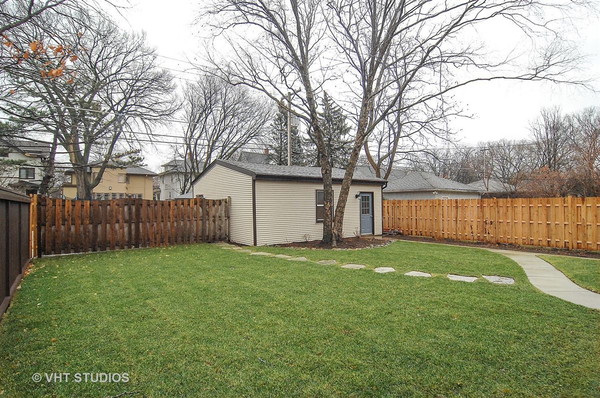 Luxury homes in 新築の賃貸住宅はほとんど手に入らない