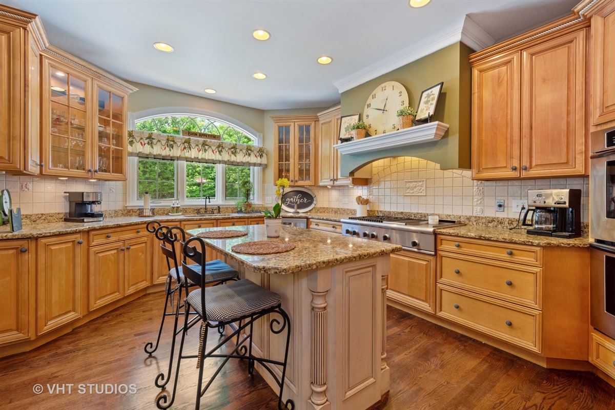 豪華なカスタムジョージア風の家賃 luxury properties