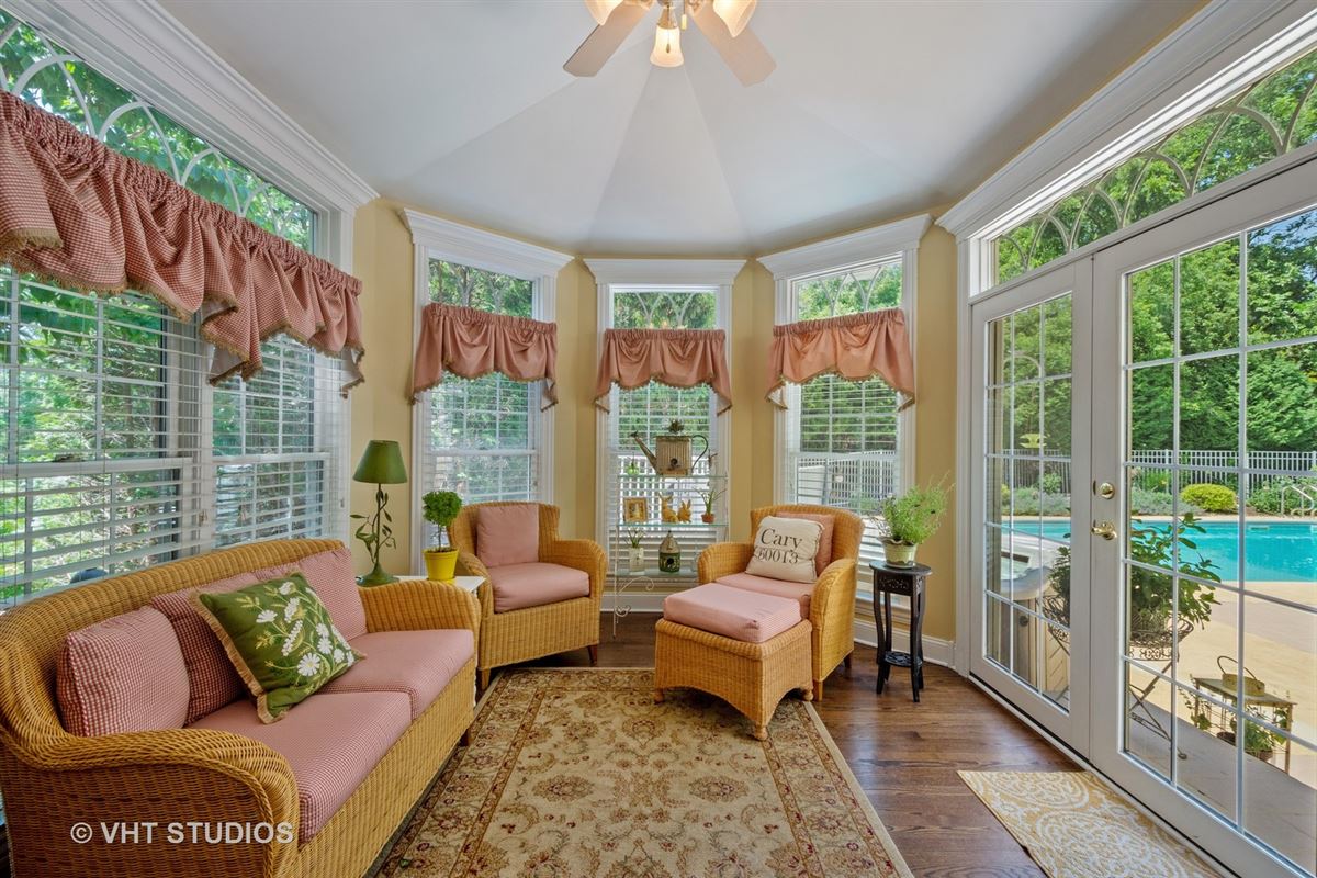 Luxury homes in 豪華なカスタムジョージア風の家賃