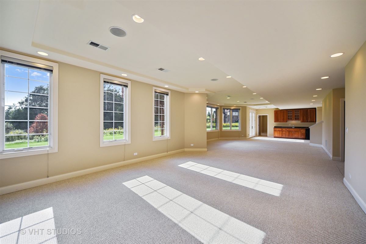 Luxury properties 家賃のきれいな風習の家