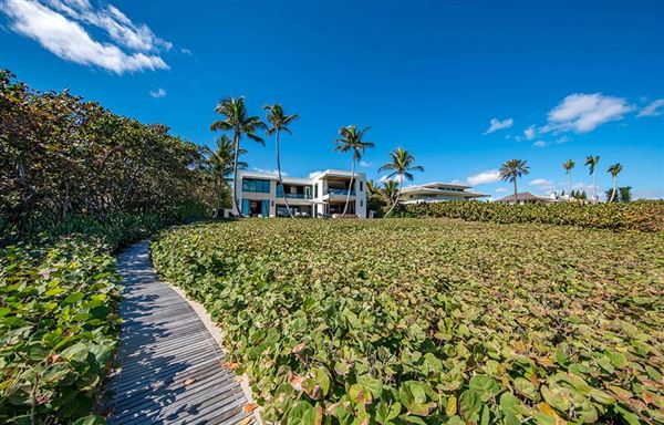 Luxury real estate 希尔伯勒海滩超现代杰作