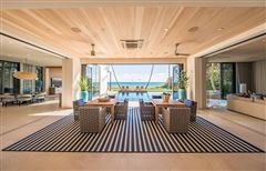 Luxury homes in 希尔伯勒海滩超现代杰作