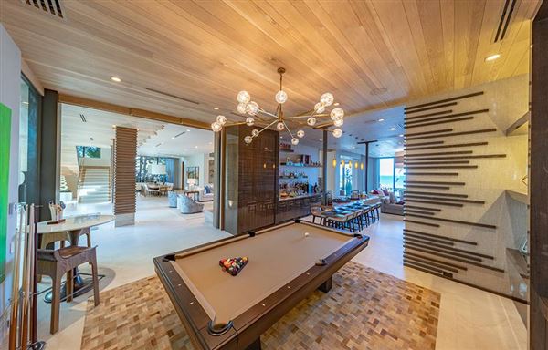 希尔伯勒海滩超现代杰作 luxury homes