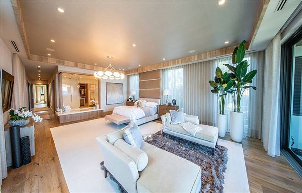 Luxury properties 希尔伯勒海滩超现代杰作