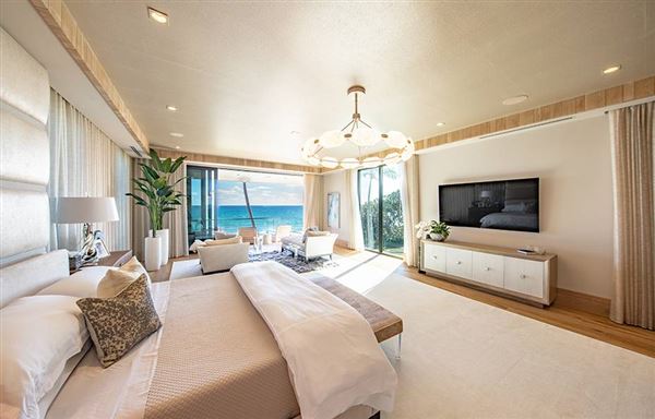 希尔伯勒海滩超现代杰作 luxury properties