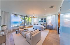 Mansions in 希尔伯勒海滩超现代杰作