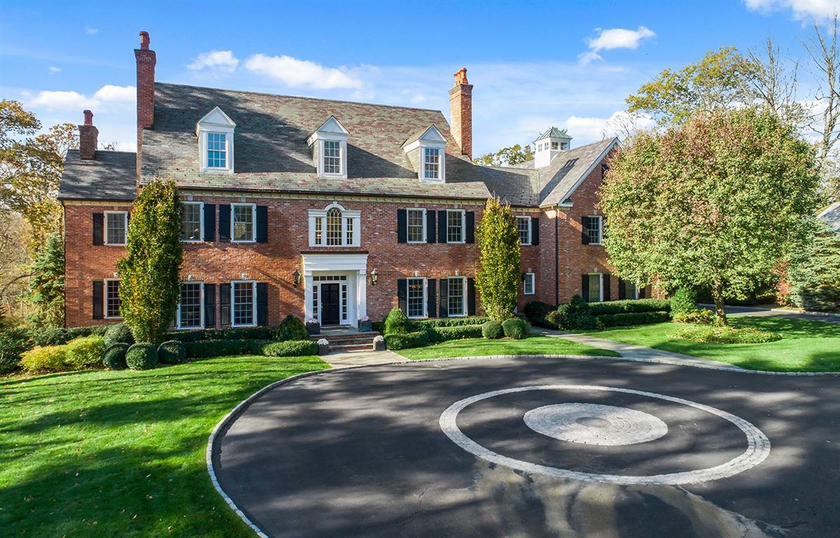 AN EXCEPTIONAL NEW CANAAN PROPERTY Connecticut Luxury Homes