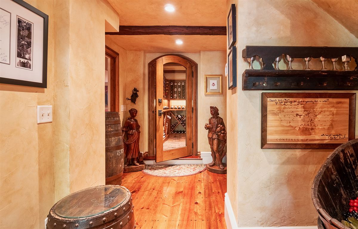 HISTORIC STARBUCK MANSION Massachusetts Luxury Homes Mansions For