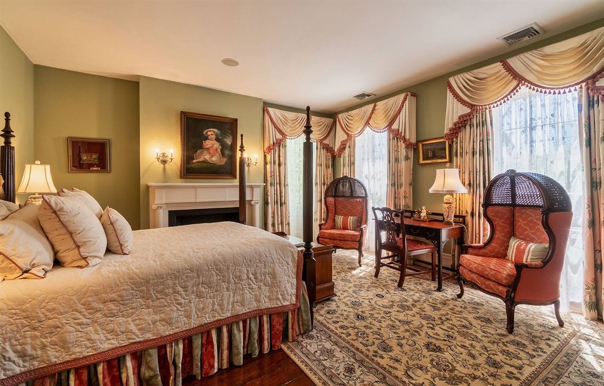 HISTORIC STARBUCK MANSION Massachusetts Luxury Homes Mansions For