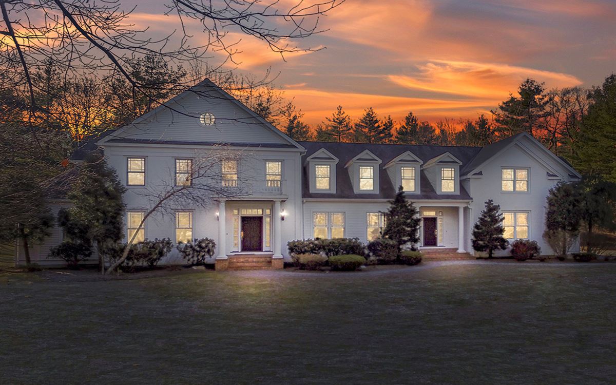 homes for sale in worc ma