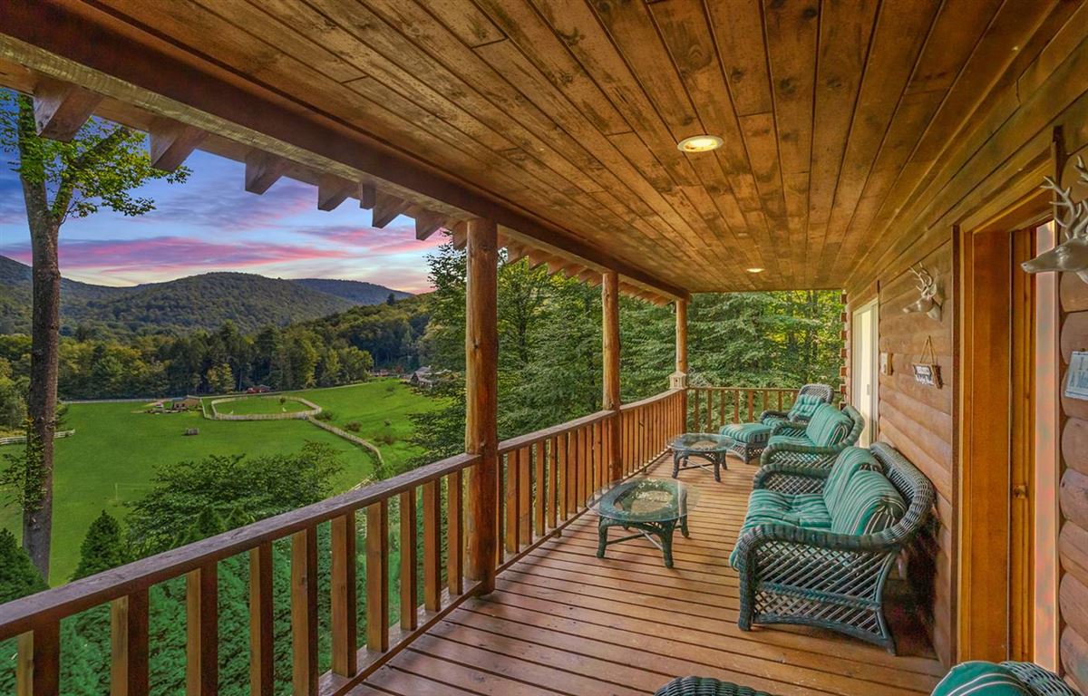 THE ULTIMATE MOUNTAIN RETREAT New York Luxury Homes Mansions For