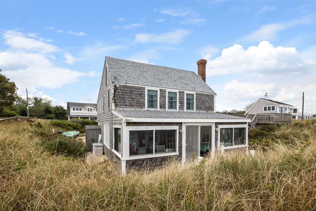 LOVELY COTTAGE DIRECTLY ON THE CAPE COD BAY Massachusetts Luxury