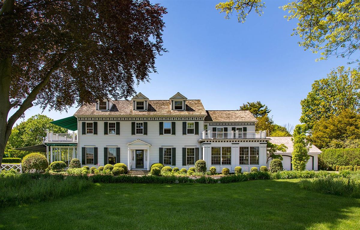 TWO PRIVATE ACRES IN HISTORIC SOUTHPORT | Connecticut Luxury Homes