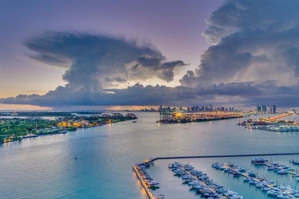 SPECTACULAR HIGH FLOOR CORNER UNIT | Florida Luxury Homes | Mansions ...