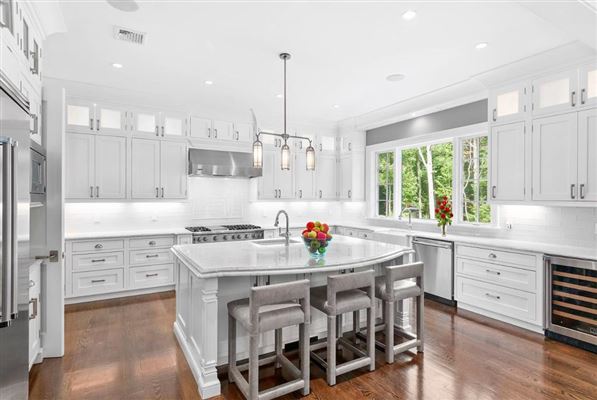 West Banks North Haven Traditional Estate New York Luxury Homes Mansions For Sale Luxury Portfolio