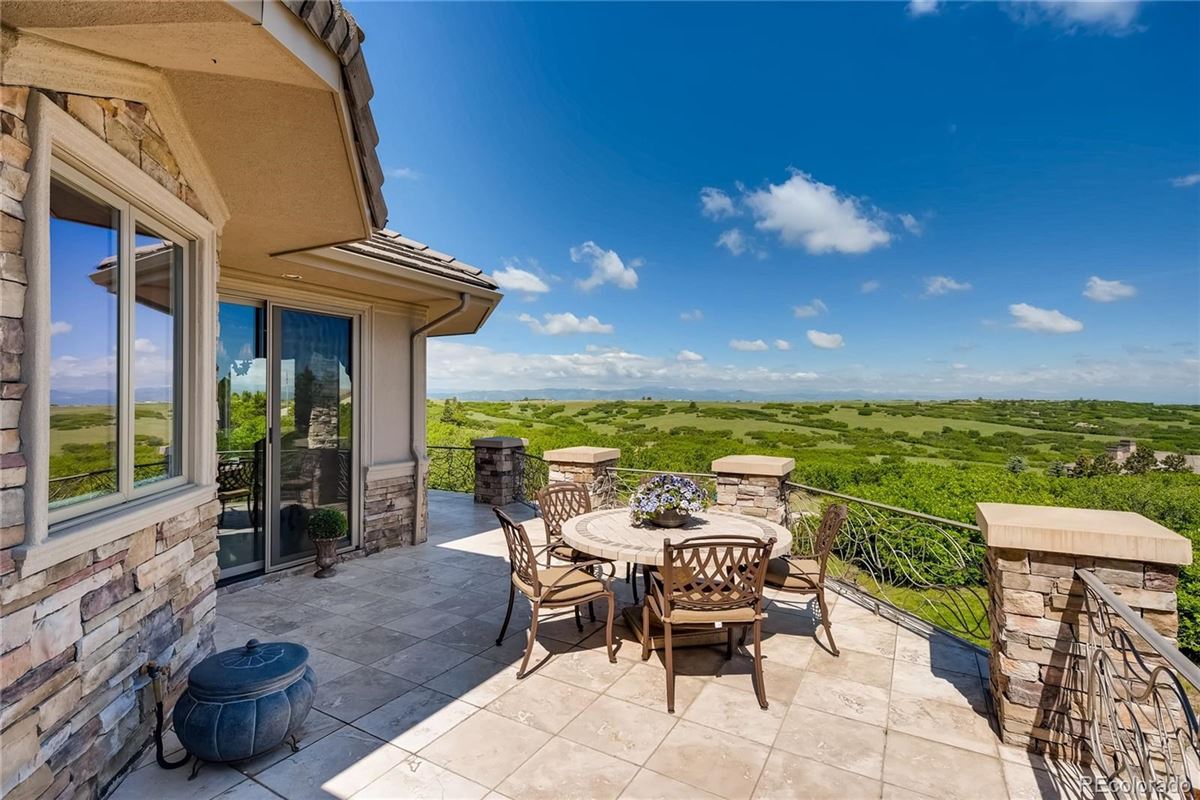 BREATHTAKING ROCKY MOUNTAIN VIEWS Colorado Luxury Homes Mansions