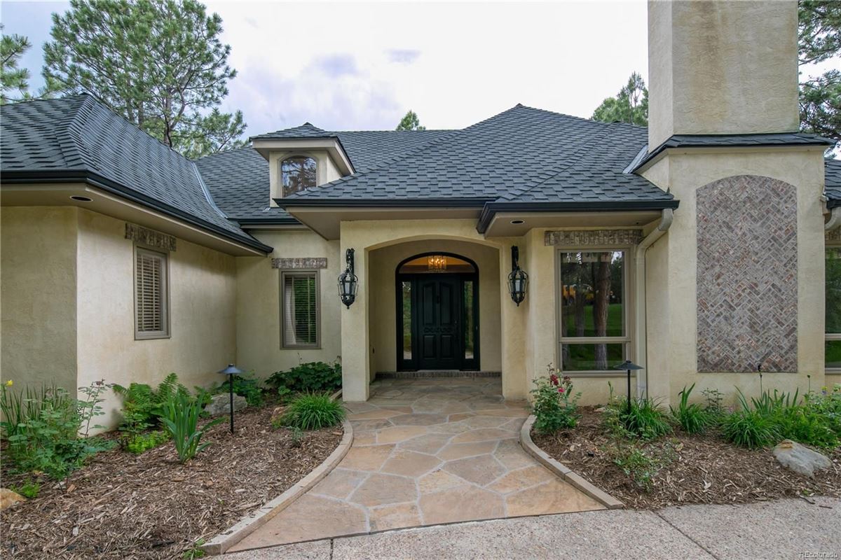 NEWLY REMODELED RANCH HOME IN CASTLE PINES VILLAGE Colorado Luxury