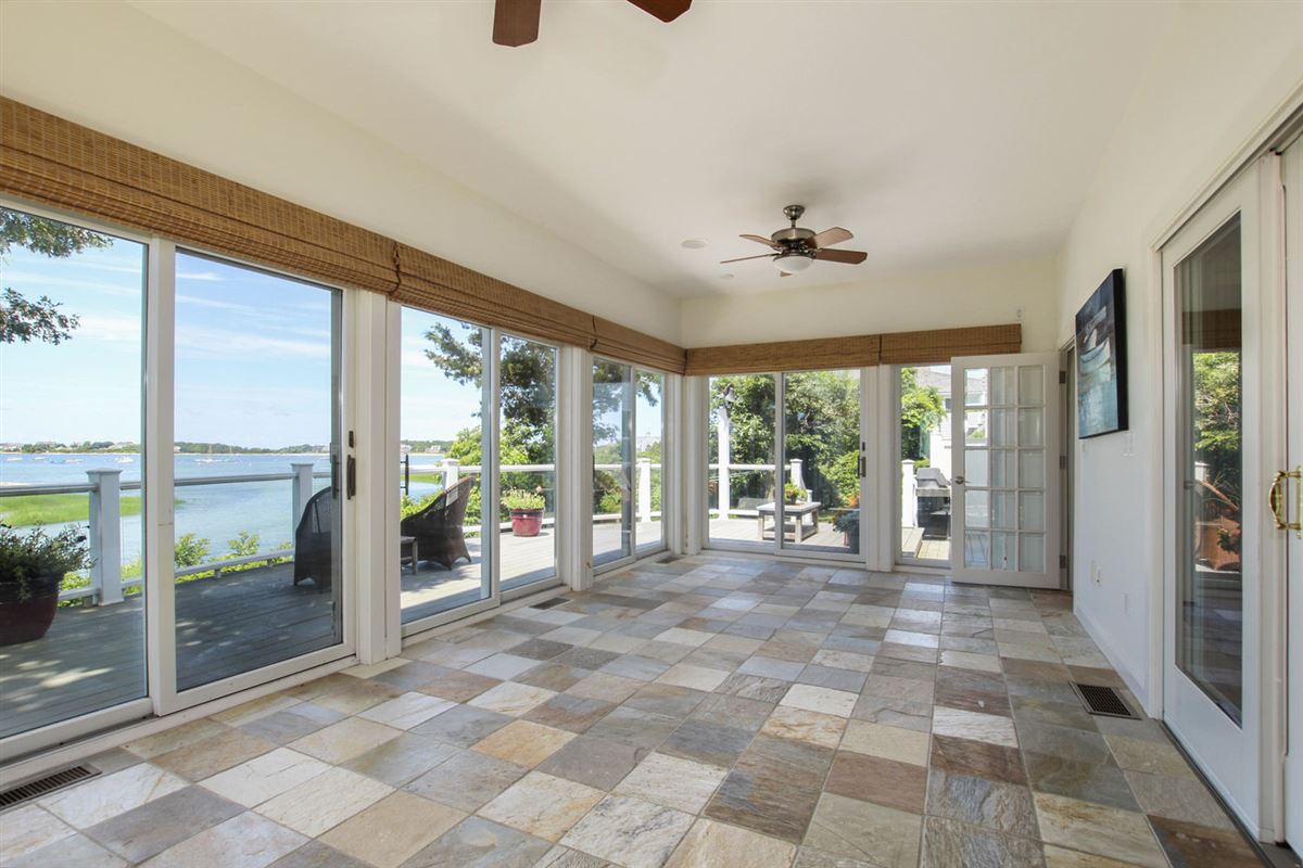 美丽的海滨家园  luxury properties