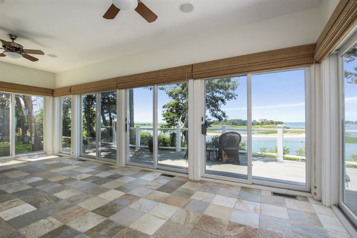 Mansions 美丽的海滨家园 