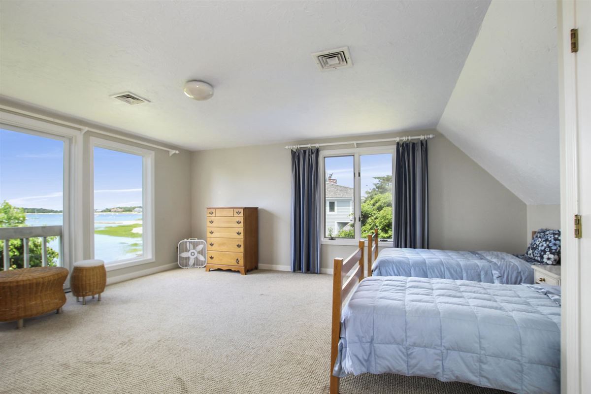 美丽的海滨家园  luxury real estate