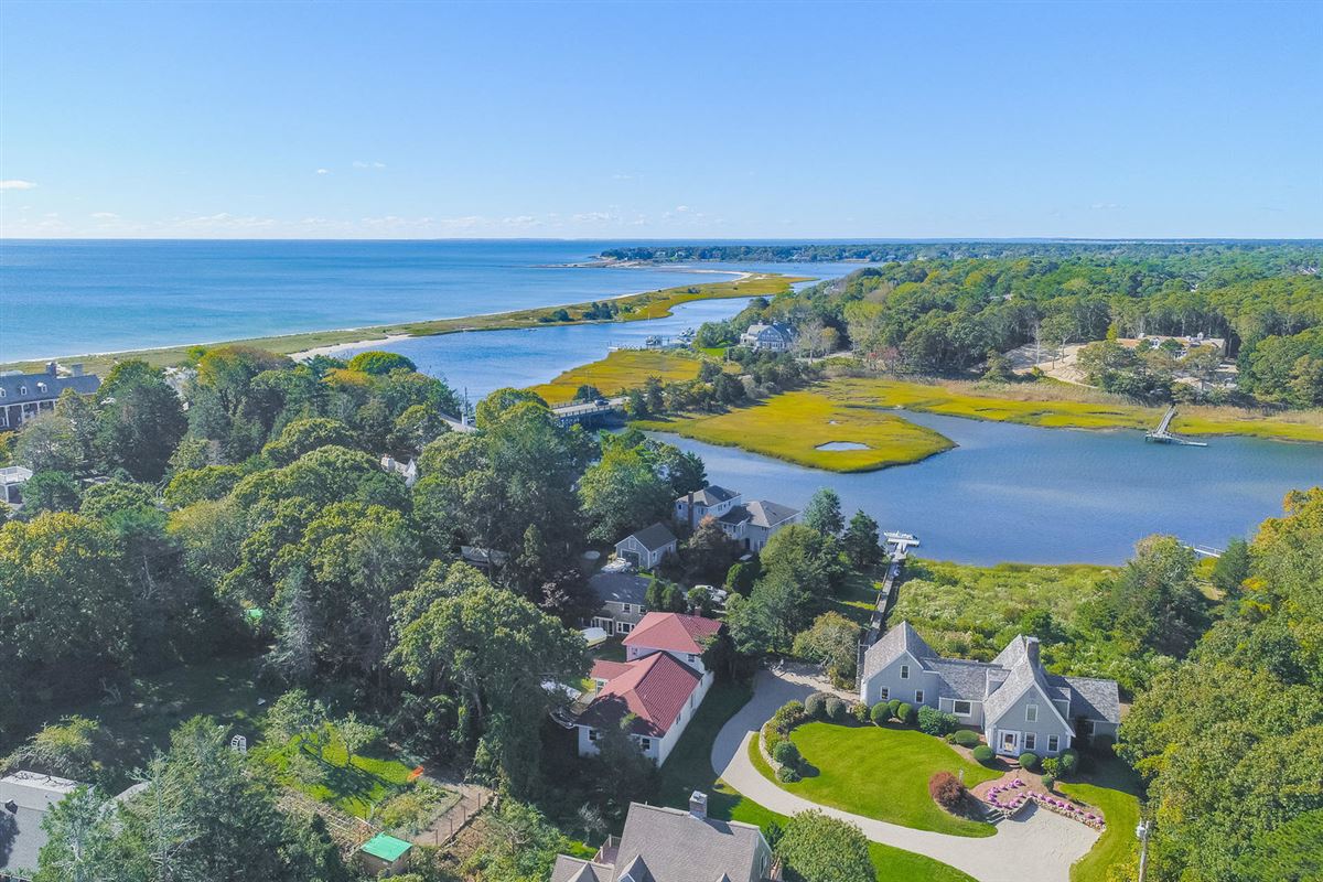 STUNNING WATERFRONT HOME IN CENTERVILLE Massachusetts Luxury Homes