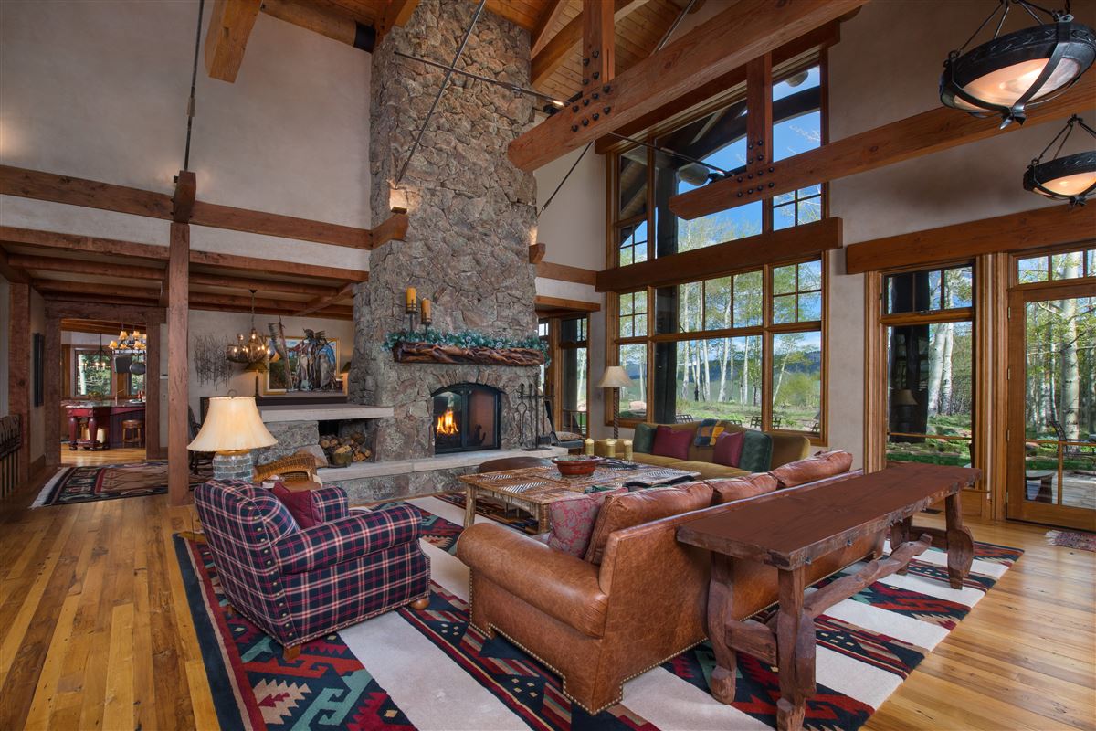 EXTRAORDINARY BACHELOR GULCH LUXURY HOME Colorado Luxury Homes