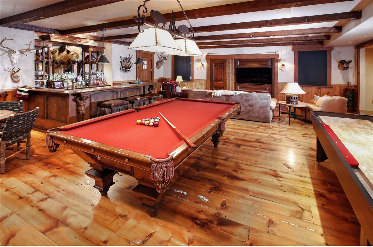 EXTRAORDINARY BACHELOR GULCH LUXURY HOME Colorado Luxury Homes