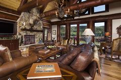 Luxury homes 特别的315英亩牧场庄园