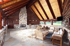 特别的315英亩牧场庄园 luxury properties