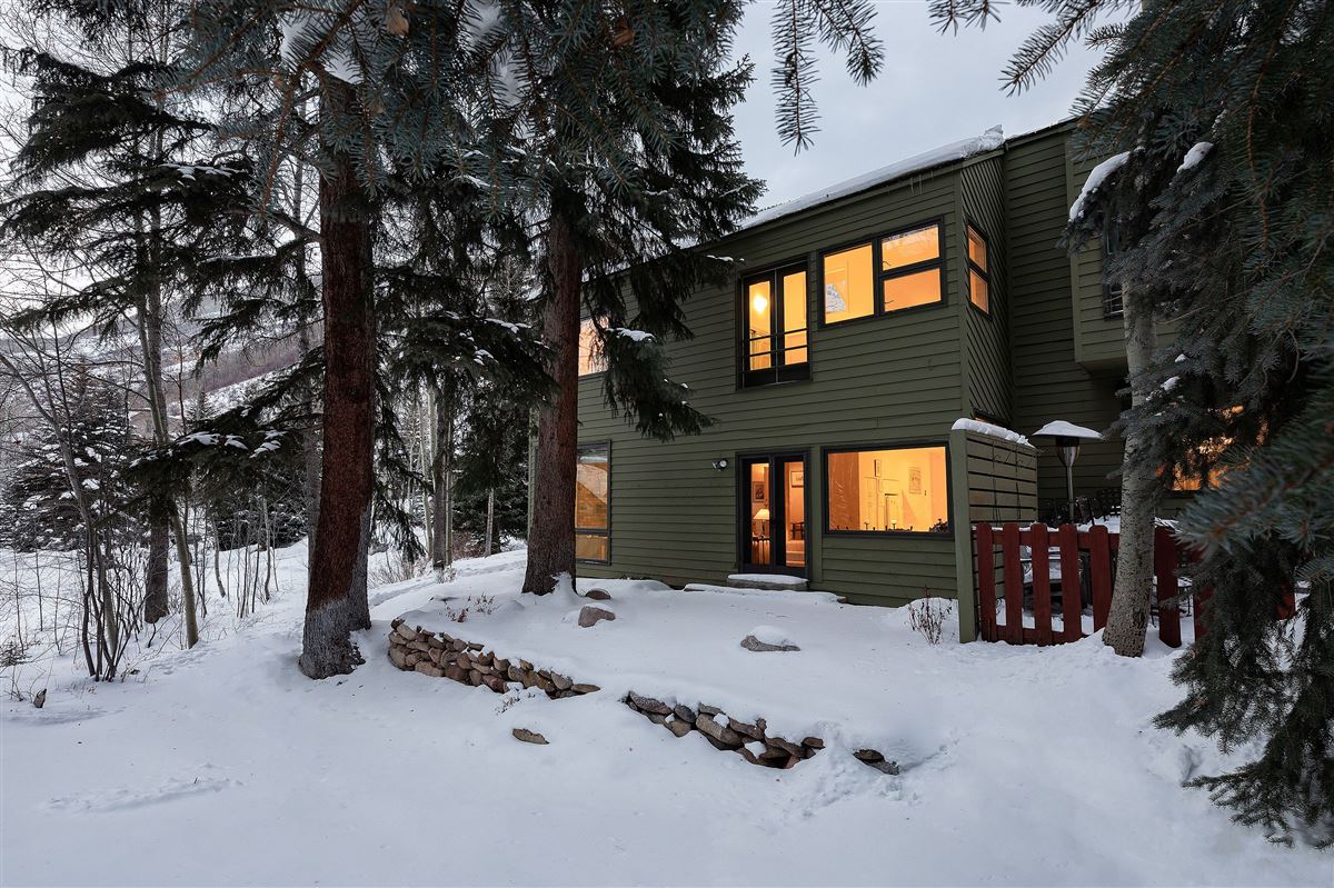 Charming Home In A Spectacular Setting Colorado Luxury Homes