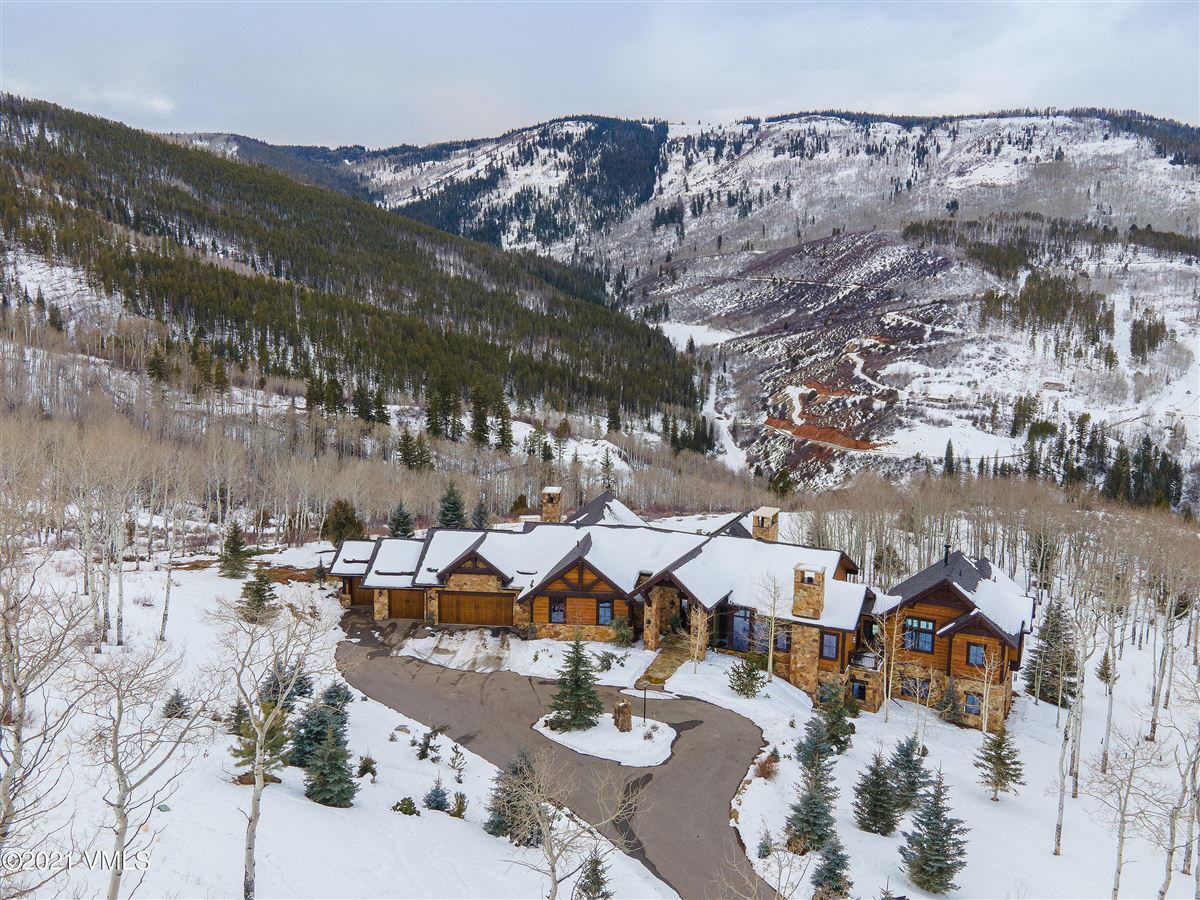 SPECTACULAR MOUNTAIN ESTATE IN EXCLUSIVE COLOROW Colorado Luxury